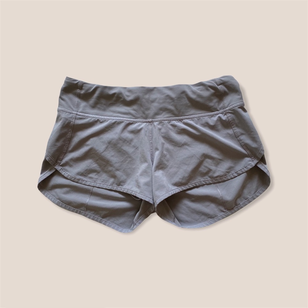 Lululemon Speed Up Short 2.5” in Dusty Dawn